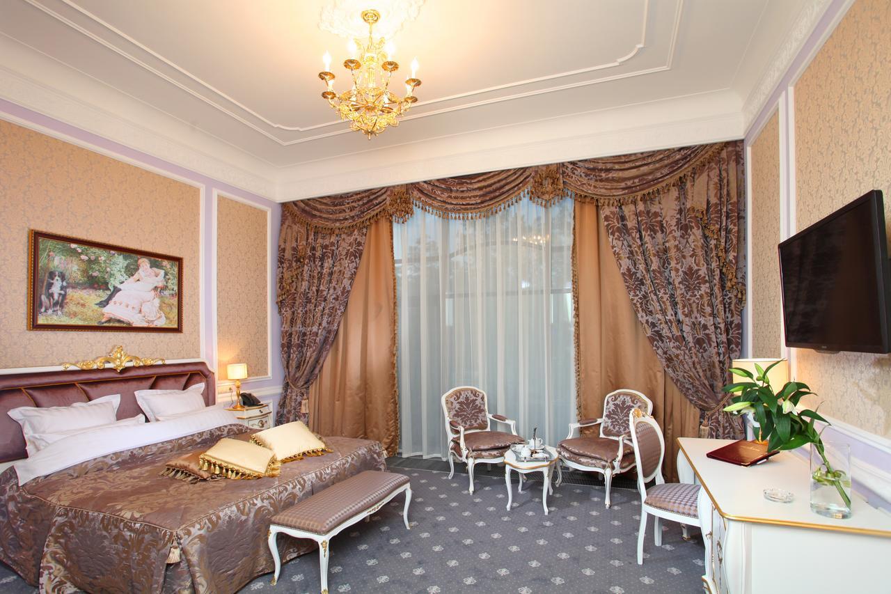 Aleksandrovski Grand Hotel 符拉迪克奥克兹 客房 照片