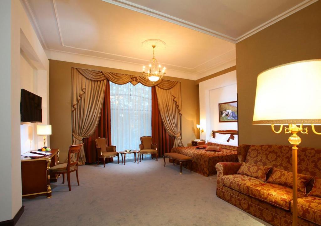 Aleksandrovski Grand Hotel 符拉迪克奥克兹 客房 照片